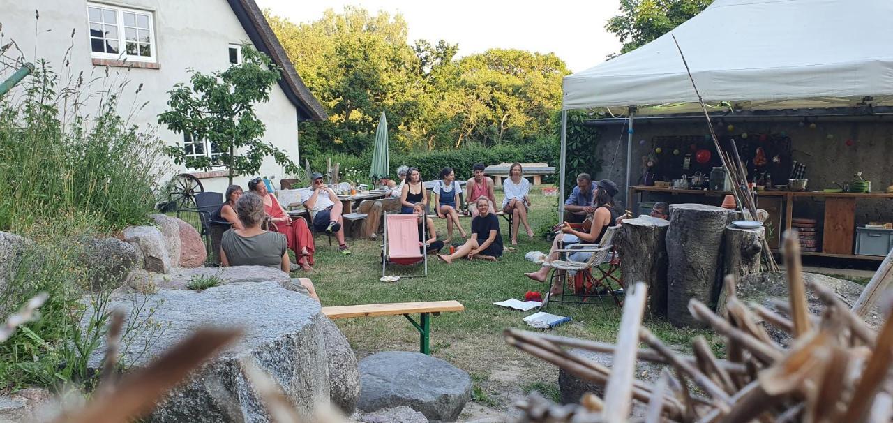 Apartment Kliemkiker, Naehe Binz In Traumhafter Alleinlage Zirkow エクステリア 写真
