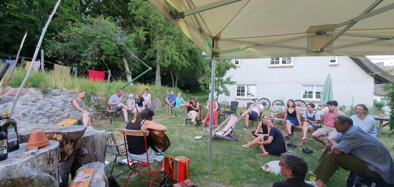 Apartment Kliemkiker, Naehe Binz In Traumhafter Alleinlage Zirkow エクステリア 写真